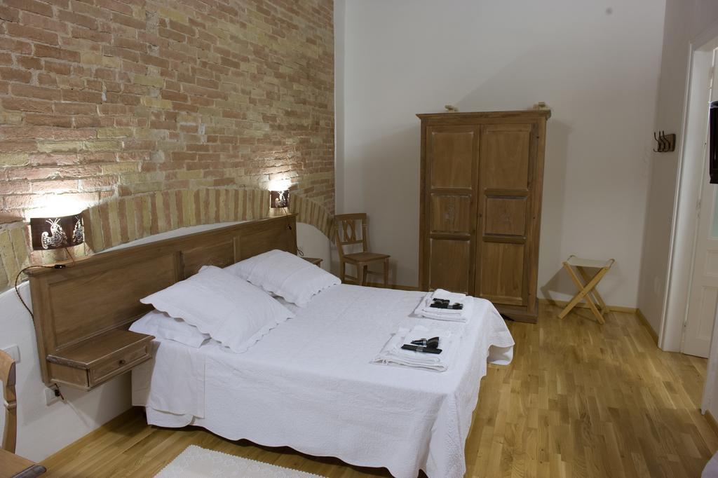 Castelletto Suites Cagliari Bagian luar foto